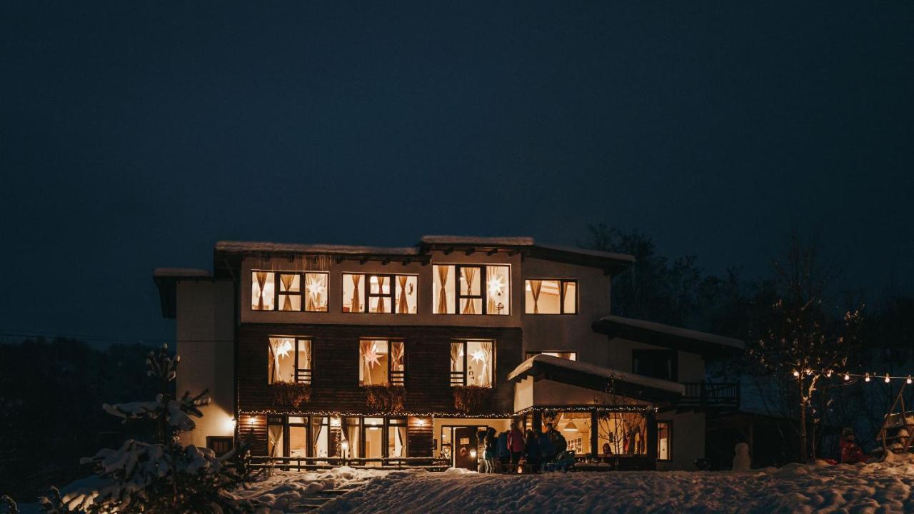 Отель Talhaus Вишеу-де-Сус Экстерьер фото