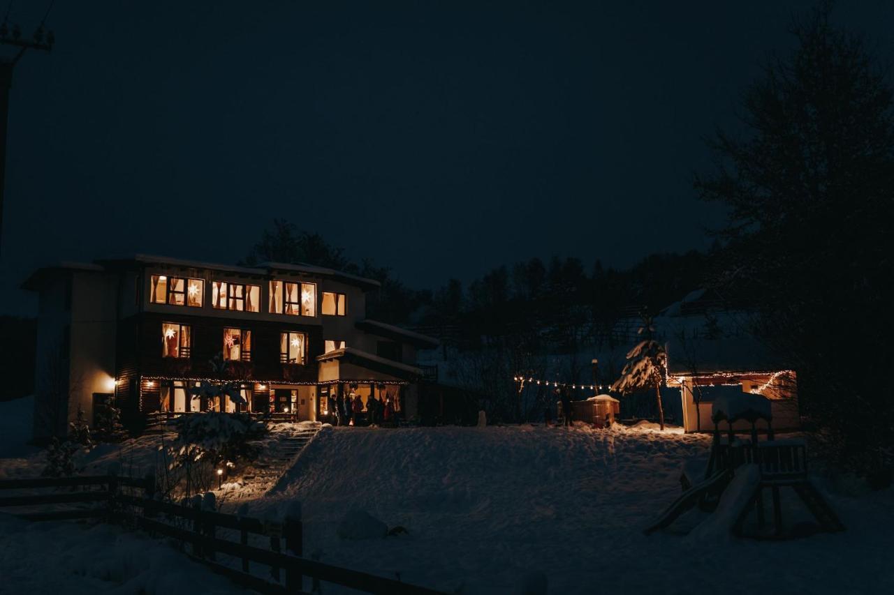 Отель Talhaus Вишеу-де-Сус Экстерьер фото