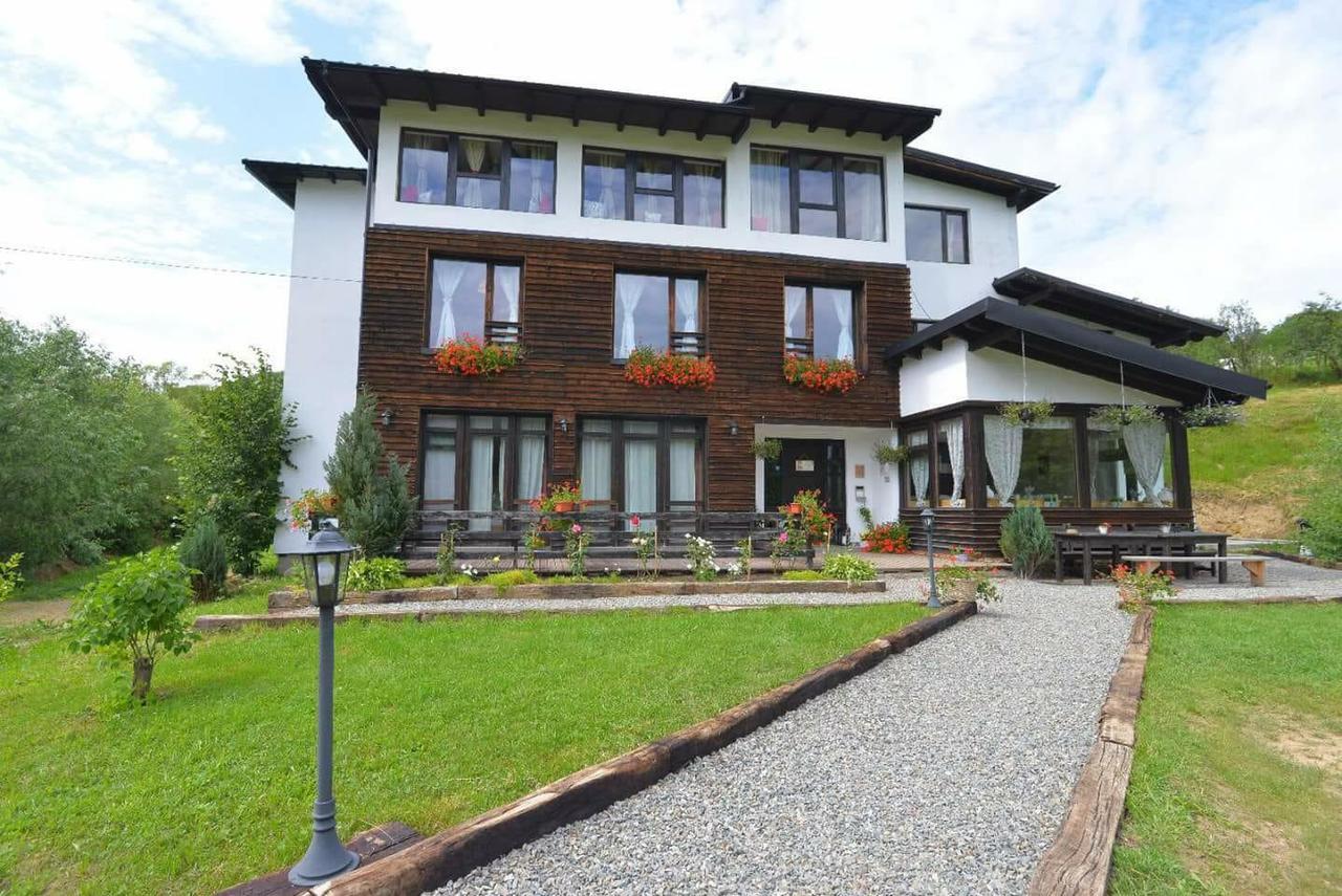 Отель Talhaus Вишеу-де-Сус Экстерьер фото